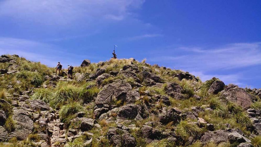 El cerro Uritorco propone una gran aventura