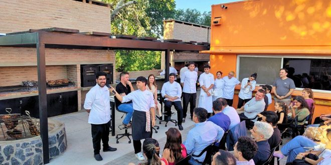 "Discos de arado y fuego en la nueva cocina de la Montes Pacheco